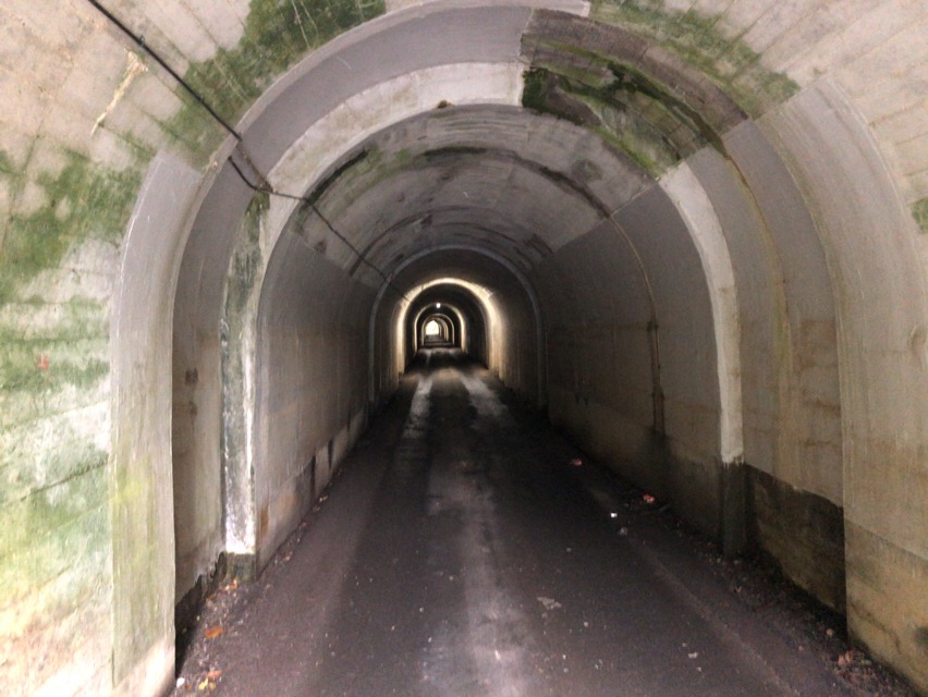 観音路隧道の内部