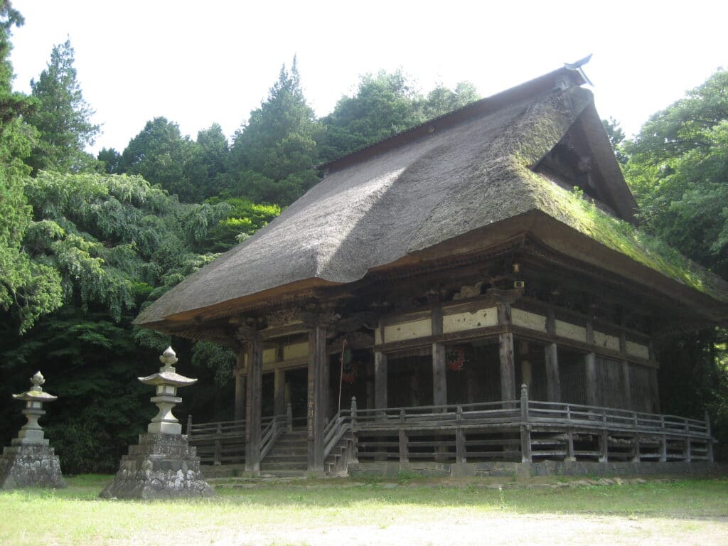 光輪寺薬師堂の本尊