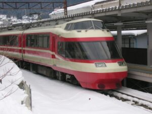冬の長野電鉄