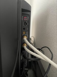 TCL「32S5200A」サイドパネル